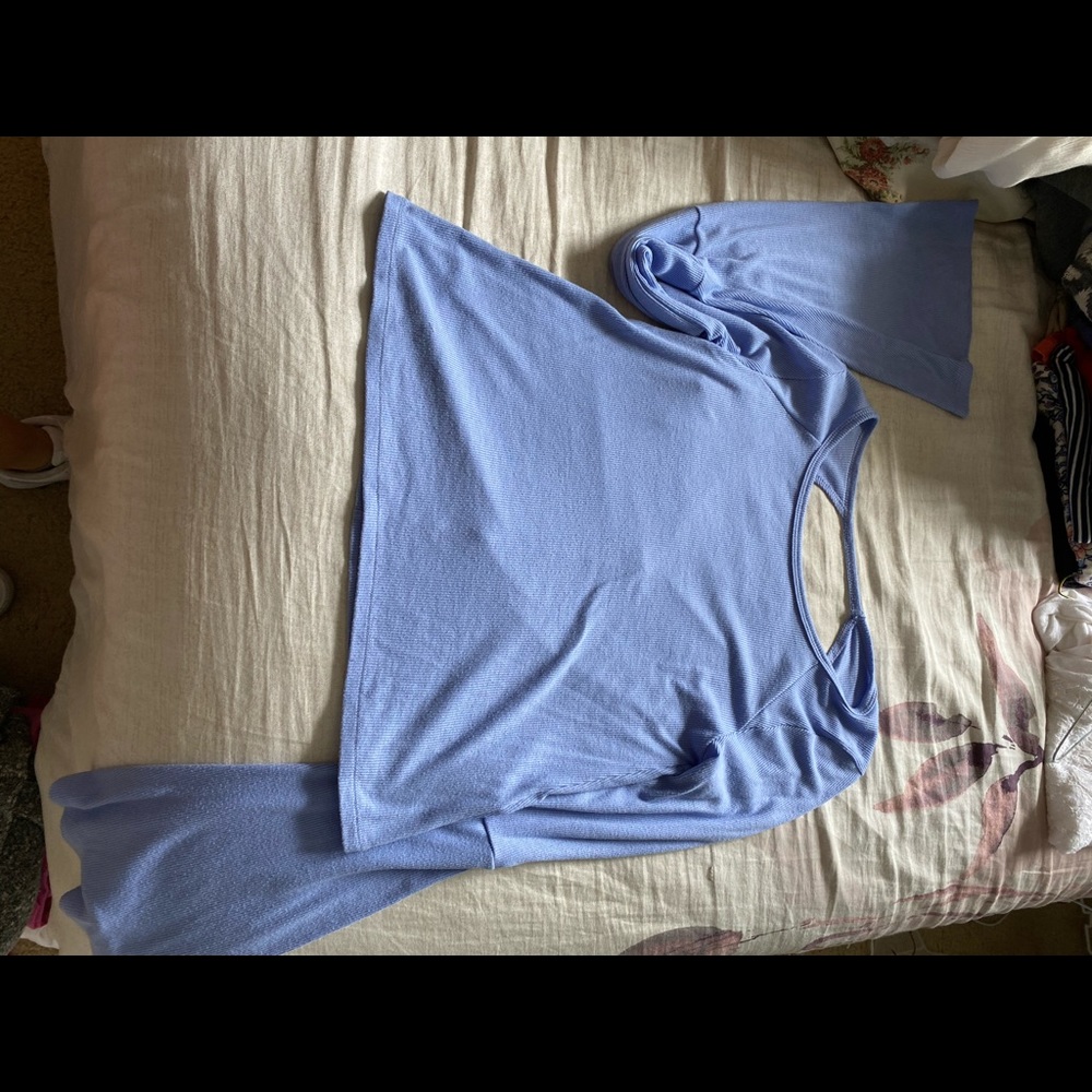 Hollister shirt